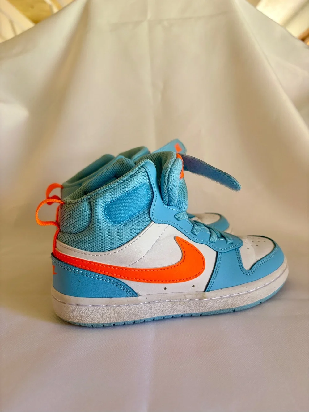 Nike Kids Mid-Top Sneakers in Aqua, White & Bright Orange